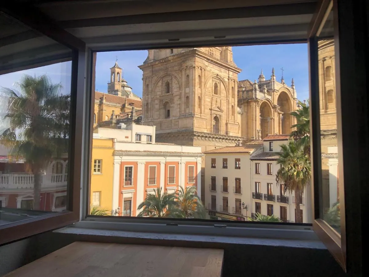 Romanillaloft con vistas a la Catedral y muy acogedor Apartamento Granada
